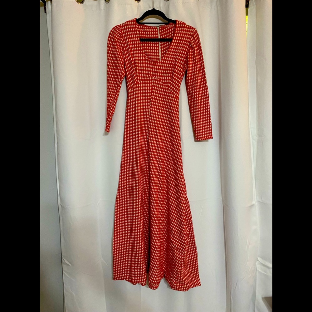 Vintage 1970’s  The Company - Size  13 -  Red And White Knit Women's Dress